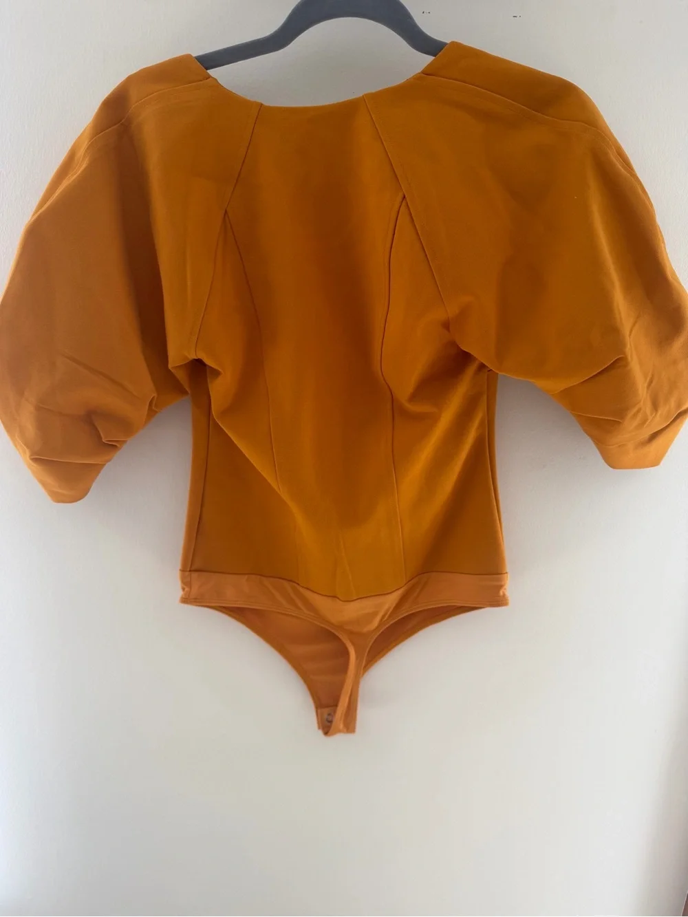 NWT Express Womens Small Puff Sleeve Square Neck Bodysuit Camel Brown